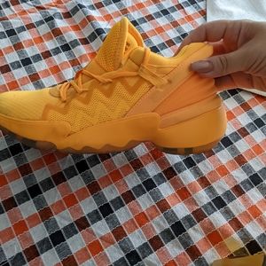 Adidas crayola sneaker banana yellow